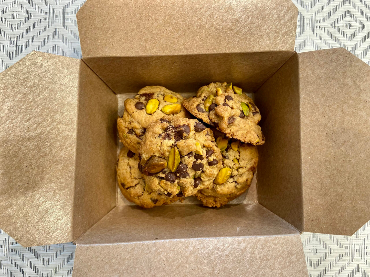 Pistachio Chocolate Chip Cookies