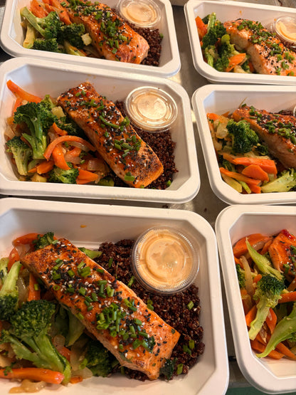 Better-for-You Bang Bang Salmon
